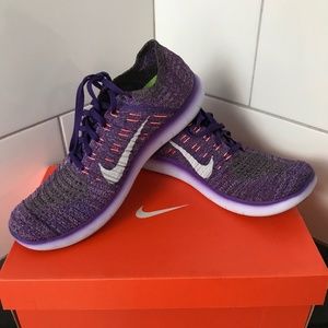 Nike purple free flyknit sneakers